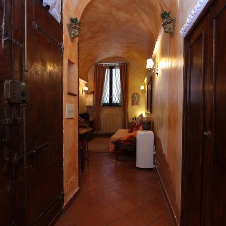 Lupa Flat Appartement Rome Buitenkant foto